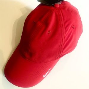 NWT Nike Golf Dri-Fit Stay Cool Anti Sweat Red Cap Hat Adult Unisex OSFA